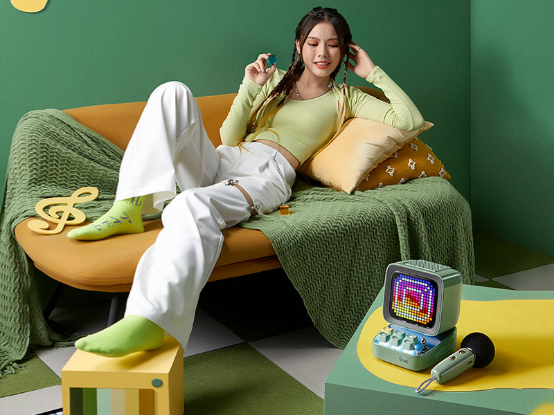 Divoom Ditoo-Mic Mini Karaoke Machine Pixel Art Bluetooth Speaker